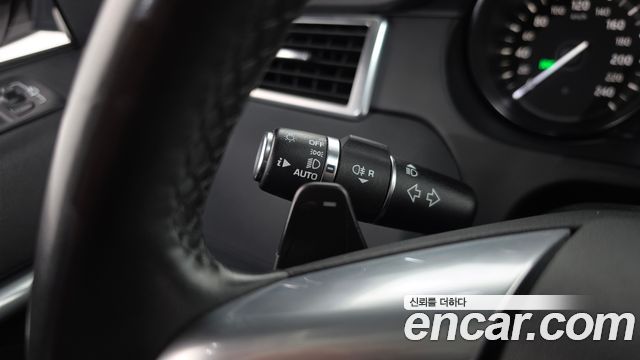 Land Rover Discovery Sport 2.0 TD4 SE 2019 — фото 34