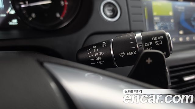 Land Rover Discovery Sport 2.0 TD4 SE 2019 — фото 36