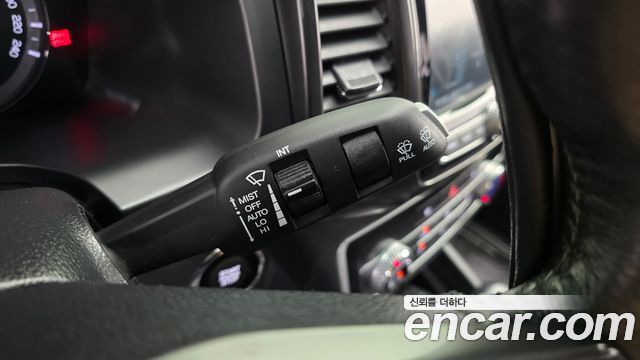 KG Mobility (SsangYong) Rexton Sports Khan Diesel 2.2 4WD Prestige Special (5-Link) 2021 — фото 16