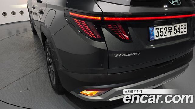 Hyundai Tucson Hybrid (NX4) HEV 1.6 2WD Inspiration 2024 — фото 23