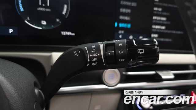 Hyundai Tucson Hybrid (NX4) HEV 1.6 2WD Inspiration 2024 — фото 37