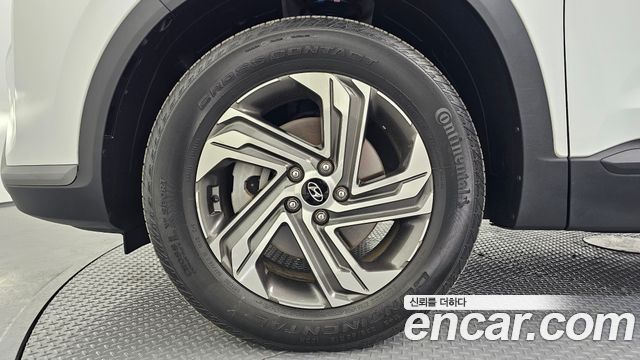 Hyundai Santa Fe Diesel 2.2 2WD Premium Choice 2021 — фото 5