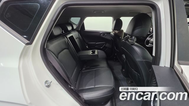 Kia Soul Booster EV Noblesse 2019 — фото 18