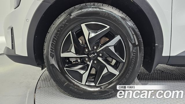 Kia Sorento (IV) HEV 1.6 2WD Noblesse 2024 — фото 5
