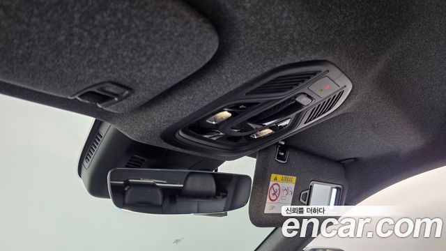 Renault Korea Grand Koleos 1.5 E-TECH Iconic 2WD 2025 — фото 17