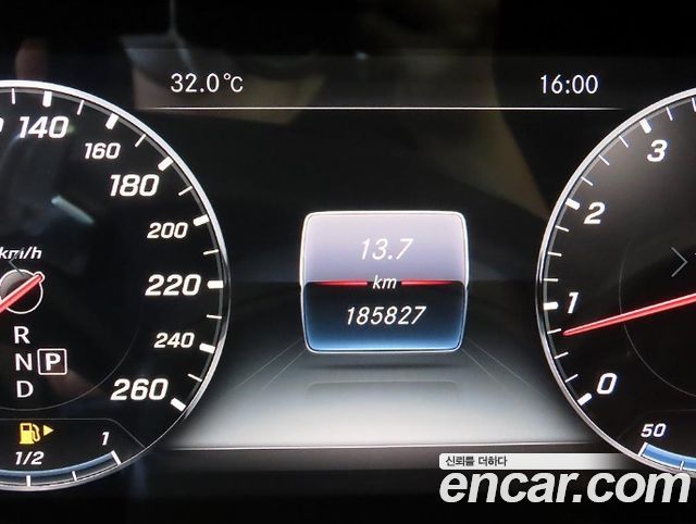 Mercedes-Benz E-Class (W213) E300 4MATIC Avnatgarde 2017 — фото 9