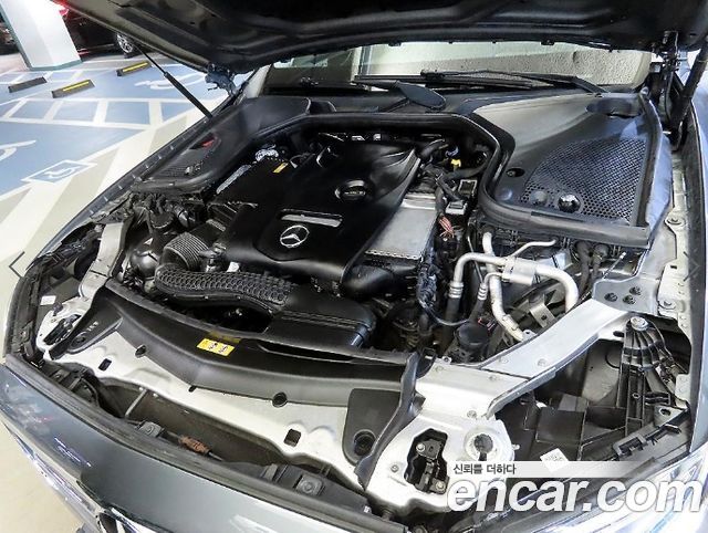 Mercedes-Benz E-Class (W213) E300 4MATIC Avnatgarde 2017 — фото 23