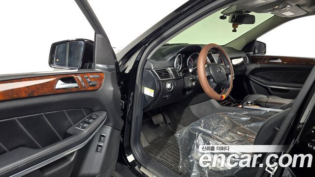 Mercedes-Benz GL-Class (X166) GL550 4MATIC 2014 — фото 10