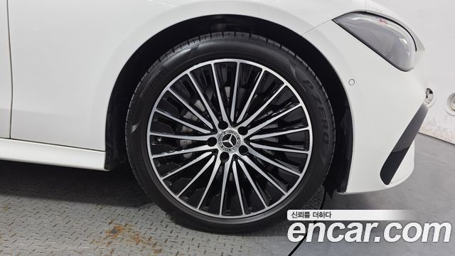 Mercedes-Benz CLE-Class (C236) CLE200 Cabriolet 2024 — фото 21