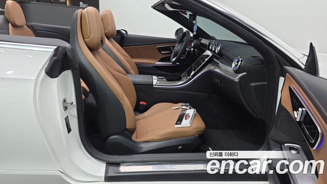 Mercedes-Benz CLE-Class (C236) CLE200 Cabriolet 2024 — фото 26