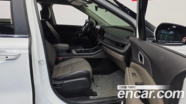 Kia Carnival (IV) Diesel 9-Seater Prestige 2025 — фото 11