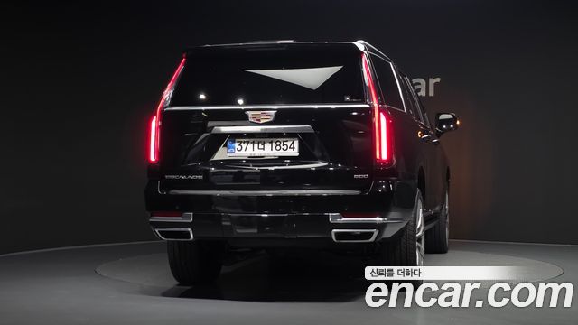 Cadillac Escalade (V) 6.2 ESV ESV Premium Luxury Platinum 2025 — фото 4