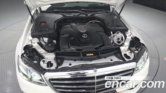 Mercedes-Benz E-Class (W213) E450 4MATIC Exclusive 2020 — фото 6