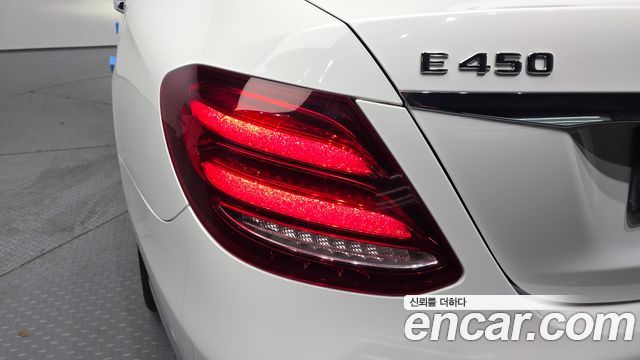 Mercedes-Benz E-Class (W213) E450 4MATIC Exclusive 2020 — фото 23
