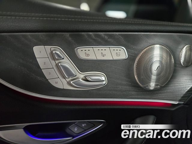 Mercedes-Benz E-Class (W213) E450 4MATIC Cabriolet 2022 — фото 11