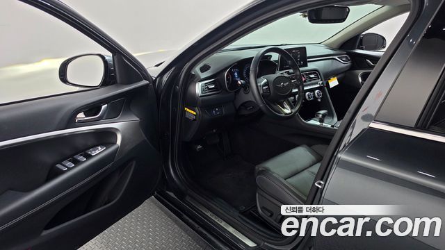 Genesis G70 2.0T Advanced 2018 — фото 10