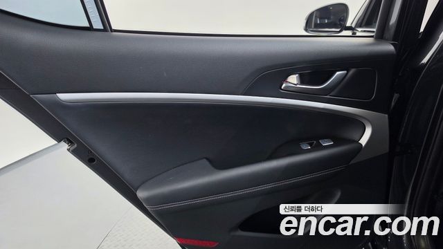 Genesis G70 2.0T Advanced 2018 — фото 25
