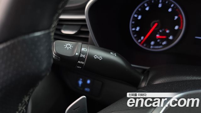 Genesis G70 2.0T Advanced 2018 — фото 30