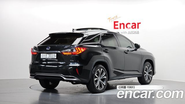 Lexus RX450h (IV) Executive 2019 — фото 2