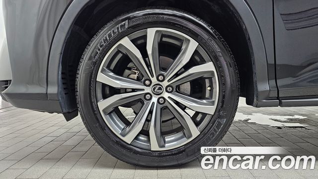 Lexus RX450h (IV) Executive 2019 — фото 5