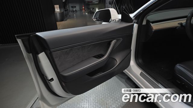 Tesla Model 3 Standard Range Plue RWD 2020 — фото 24