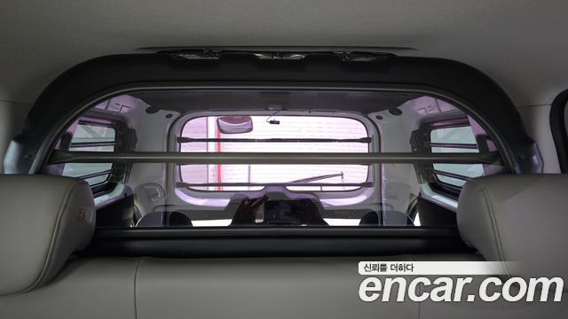 Hyundai Grand Starex Van 5-Seater Modern 2019 — фото 28