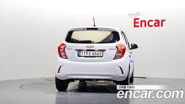Chevrolet Spark Premier 2022 — фото 4