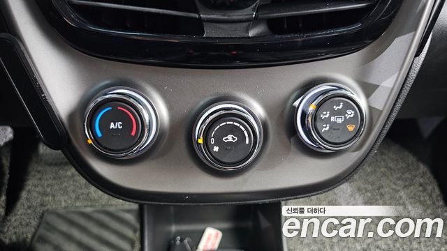 Chevrolet Spark Premier 2022 — фото 19