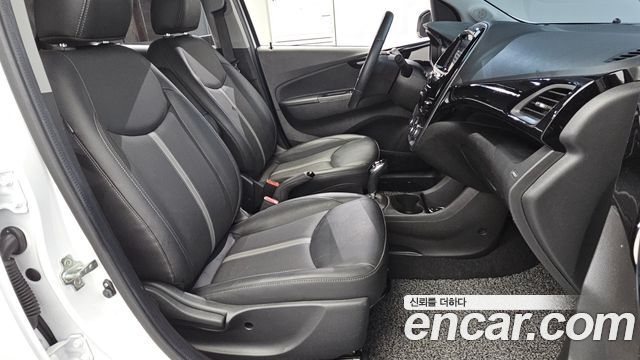 Chevrolet Spark Premier 2022 — фото 26