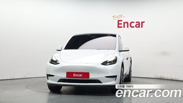 Tesla Model Y RWD 2024 — фото 3