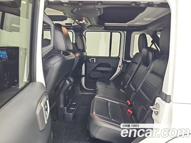 Jeep Wrangler (JL) 2.0 Overland 4Door 2019 — фото 16