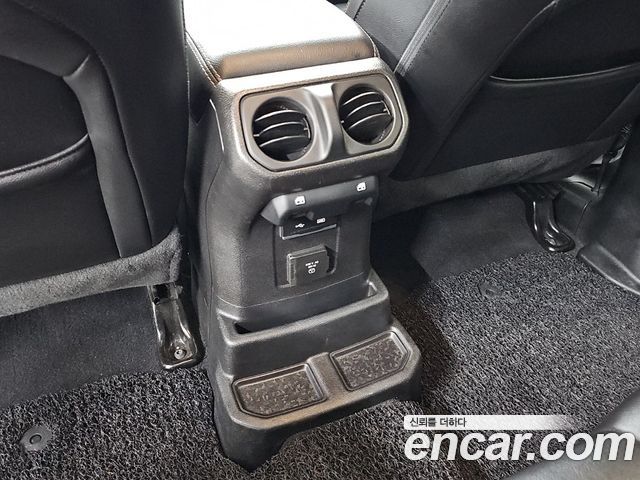 Jeep Wrangler (JL) 2.0 Overland 4Door 2019 — фото 17