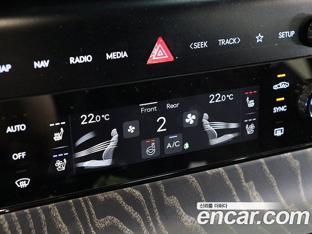 Genesis G80 (RG3) Gasoline 3.5 Turbo AWD Black 2026 — фото 8