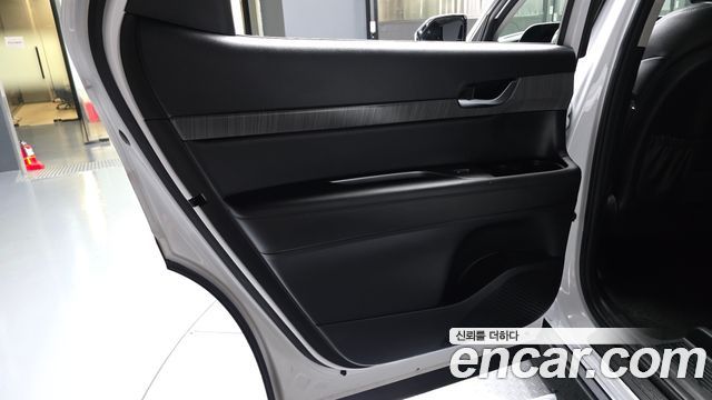 Hyundai Palisade Diesel 2.2 2WD Le Blanc 2024 — фото 25