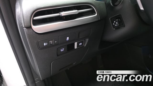 Hyundai Palisade Diesel 2.2 2WD Le Blanc 2024 — фото 28