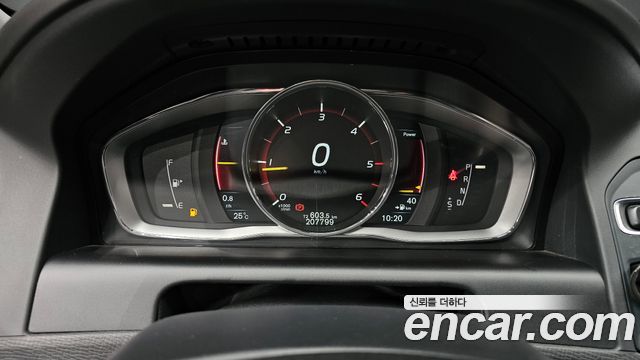 Volvo XC60 D4 1st 2015 — фото 8