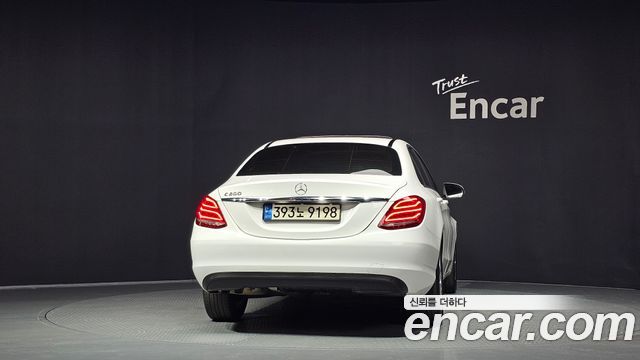 Mercedes-Benz C-Class (W205) C200 2018 — фото 4