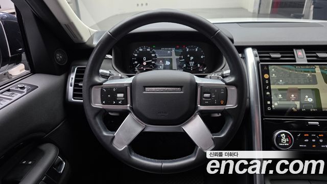 Land Rover Discovery 5 D250 S 2022 — фото 13