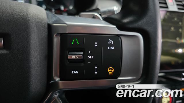 Land Rover Discovery 5 D250 S 2022 — фото 14