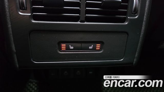 Land Rover Discovery 5 D250 S 2022 — фото 19