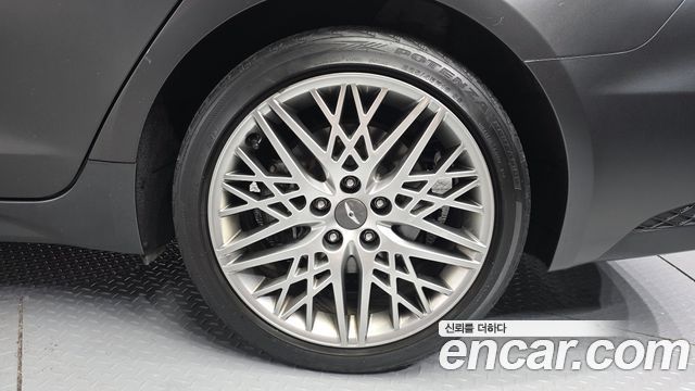 Genesis G70 Gasoline 2.0T 4WD 2023 — фото 5