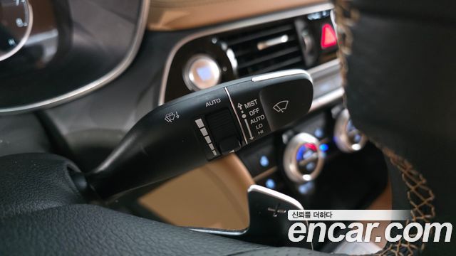 Genesis G70 Gasoline 2.0T 4WD 2023 — фото 18