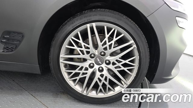 Genesis G70 Gasoline 2.0T 4WD 2023 — фото 21