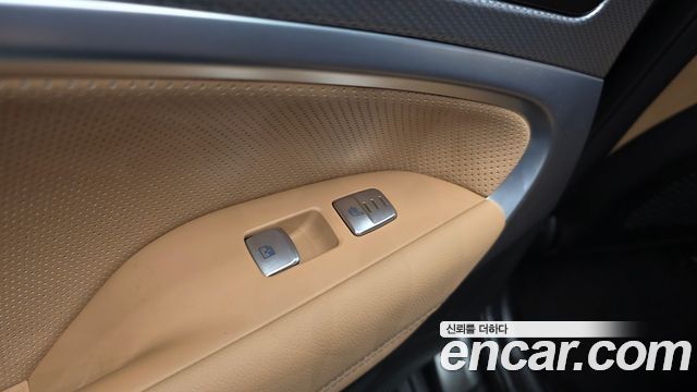 Genesis G70 Gasoline 2.0T 4WD 2023 — фото 27