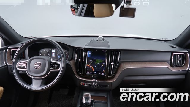 Volvo XC60 (II) B5 Inscription 2021 — фото 7