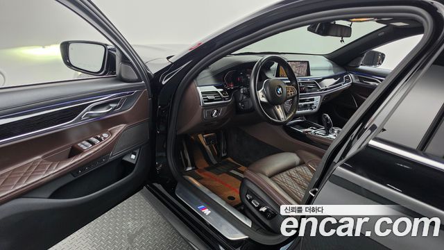 BMW 7 Series (G11) 740Li xDrive M Sport Package 2020 — фото 10