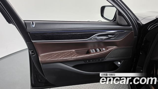 BMW 7 Series (G11) 740Li xDrive M Sport Package 2020 — фото 24