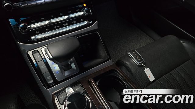Genesis EQ900 3.8 GDI Luxury 2016 — фото 9