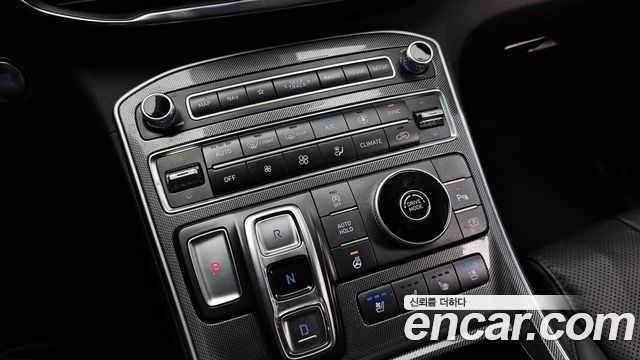 Hyundai Santa Fe Diesel 2.2 2WD Prestige 2021 — фото 9