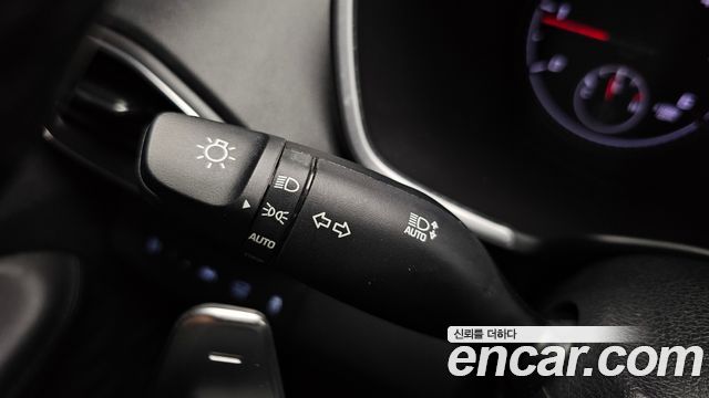 Hyundai Santa Fe Diesel 2.2 2WD Prestige 2021 — фото 30